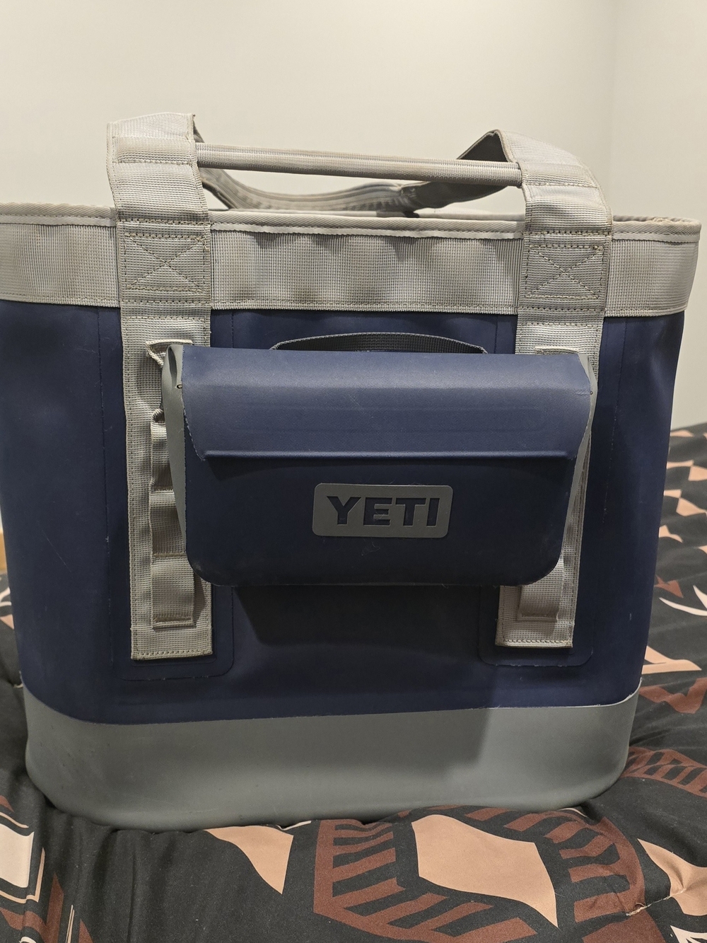 YETI Navy and Gray Soft Cooler Tote - Men's Bag